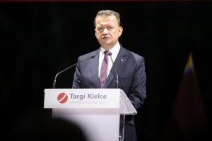 05.09.2023. Kielce. Otwarcie XXXI Międzynarodowego Salonu Przemysłu Obronnego. Na zdjęciu: Mariusz Błaszczak - minister obrony narodowej / Fot. Wiktor Taszłow - Radio Kielce