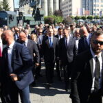 MSPO 2023. Prezydent RP: państwa zagrożone nie oszczędzają na obronności - Radio Kielce 05.09.2023. Kielce. Otwarcie XXXI Międzynarodowego Salonu Przemysłu Obronnego. Na zdjęciu (w środku): Andrzej Duda - prezydent RP / Fot. Wiktor Taszłow - Radio Kielce