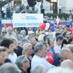 Donald Tusk spotkał się w Skarżysku-Kamiennej ze zwolennikami PO - Radio Kielce 15.09.2023. Skarżysko-Kamienna. Szef Platformy Obywatelskiej, Donald Tusk spotkał się ze zwolennikami swojej partii / Fot. Wiktor Taszłow - Radio Kielce