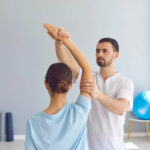 Fizjoterapeuci ostrzegają, że pacjentom grozi ograniczenie dostępu do rehabilitacji domowej