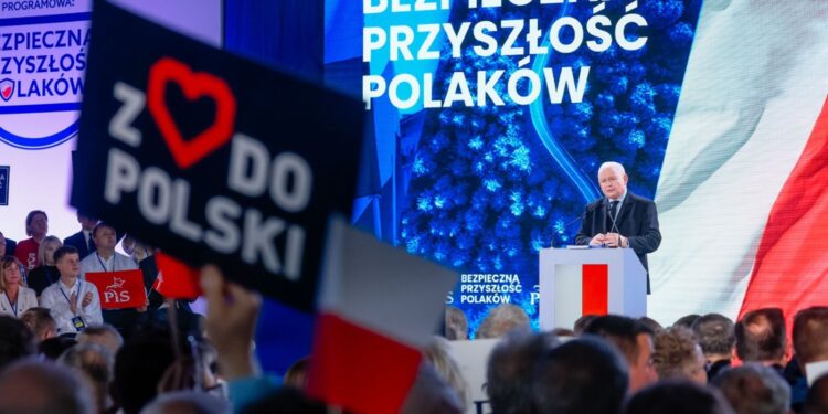 #Bezpieczena Polska ma być hasłem konwencji PiS