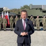 Minister obrony narodowej zachęca w Kielcach do zakładania munduru