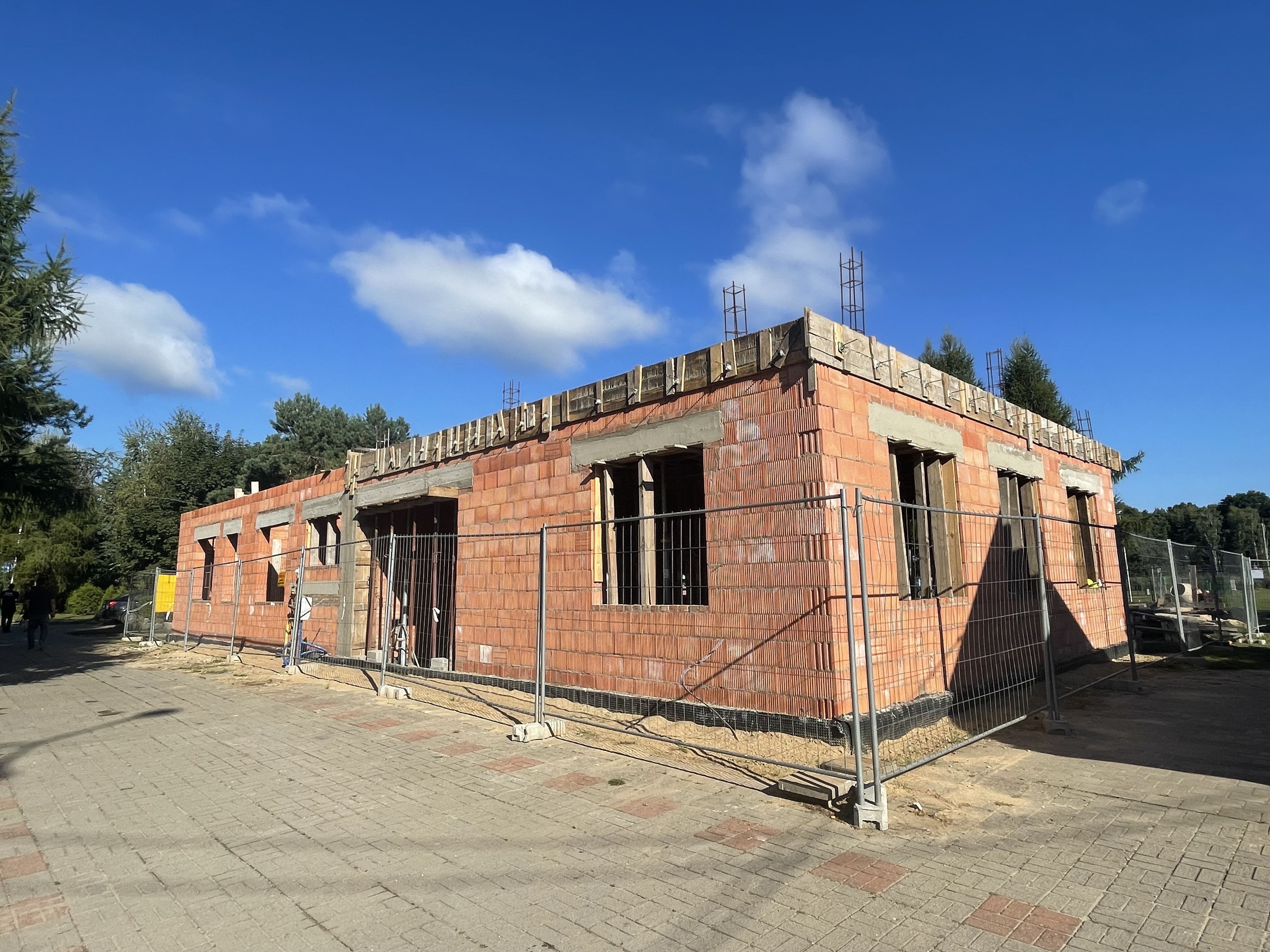 Turyści będą mogli wreszcie zjeść nad suchedniowskim zalewem