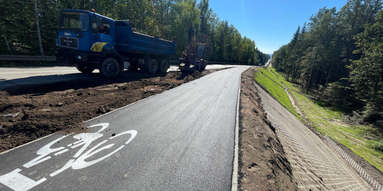 Powstaje nowa ścieżka rowerowa