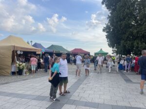 02.09.2023. Sandomierz, Muzeum Zamkowe. Finał konkursu kulinarnego pn. ,,Nasze sandomierskie - kulinaria regionalne” / Fot. Grażyna Szlęzak - Radio Kielce