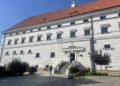 Seniorzy w Sandomierzu mogą zwiedzić Muzeum Zamkowe za złotówkę