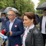 19.09.2023. Busko-Zdrój. Konferencja Koalicji Obywatelskiej. Na zdjęciu (od lewej): Artur Gierada - przewodniczący świętokrzyskich struktur Platformy Obywatelskiej, poseł Marzena Okła-Drewnowicz. / Fot. Michał Kita - Radio Kielce