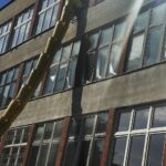 Czeka na nie ponad tysiąc osób - Radio Kielce 09.08.2023. Kielce. Budynek po byłym Liceum im. Konstantego Ildefonsa Gałczyńskiego / Fot. Jarosław Kubalski - Radio Kielce