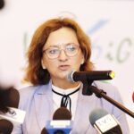 26.09.2023. Bodzentyn. Spotkanie z cyklu „Sołtys – Ambasador Programu Czyste Powietrze”. Na zdjęciu: poseł Agata Wojtyszek / Fot. Jarosław Kubalski - Radio Kielce