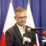 26.09.2023. Bodzentyn. Spotkanie z cyklu „Sołtys – Ambasador Programu Czyste Powietrze”. Na zdjęciu: Grzegorz Witkowski - wiceminister infrastruktury / Fot. Jarosław Kubalski - Radio Kielce