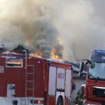 Ogromny pożar kurnika. Pali się ponad 30 tysięcy pisklaków - Radio Kielce