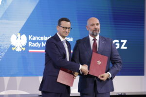 Premier Mateusz Morawiecki podpisał w Kielcach umowę na rozbudowę zakładu Bumar-Łabędy