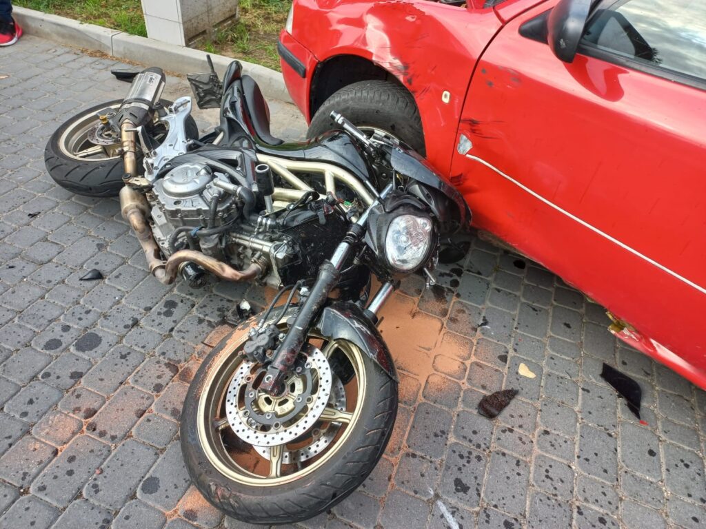 Motocyklista ranny w wypadku - Radio Kielce
