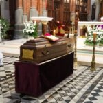 30.09.2023. Białystok. Uroczystości pogrzebowe arcybiskupa seniora Archidiecezji Białostockiej Stanisława Szymeckiego / Fot. PAP/Artur Reszko