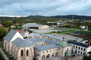 08.10.2023. Chęciny. Klasztor Ojców Franciszkanów / Fot. Gmina i Miasto Chęciny