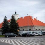19.10.2023. Staszów. Remont dachu zabytkowego ratusza / Fot. Urząd Miasta i Gminy w Staszowie