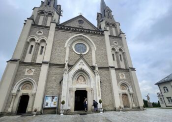 Uroczystości odpustowe w maryjnych sanktuariach