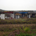 09.10.2023. Kraków. Okolica budowanego węzła Mistrzejowice w Krakowie. Trwa budowa drogi ekspresowej S7, a także drogi S52 (Północnej Obwodnicy Krakowa) / Fot. PAP - Łukasz Gągulski