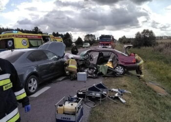 Karambol pięciu aut. Nie żyje jedna osoba