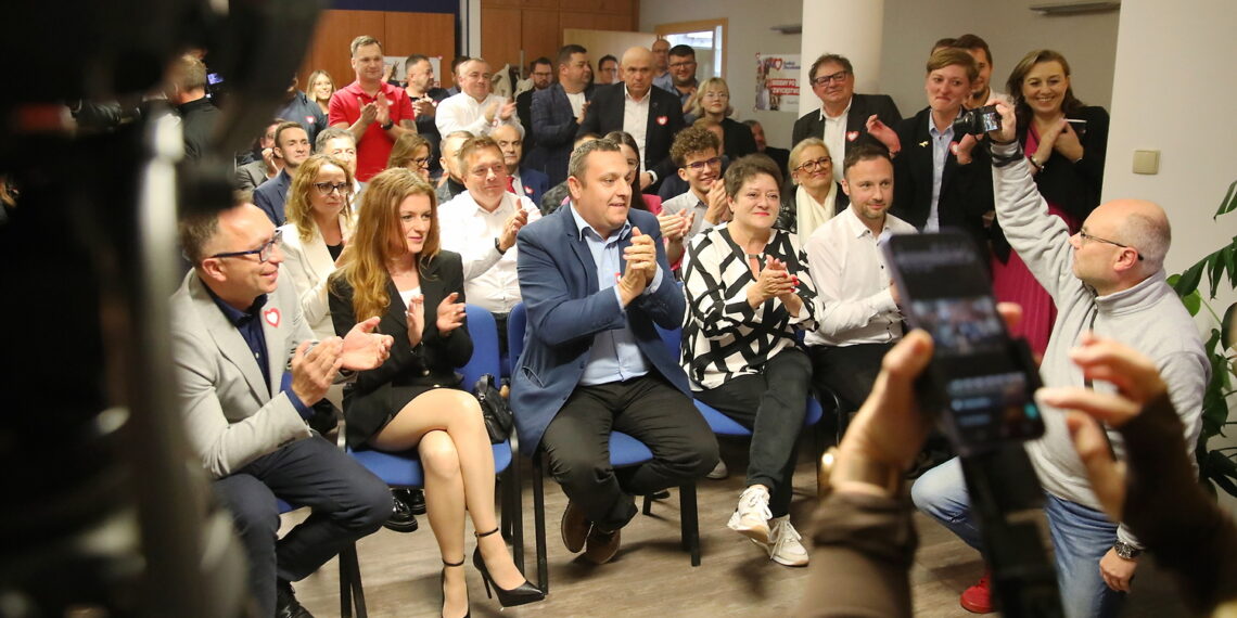 15.10.2023. Kielce. Sztab Platformy Obywatelskiej / Fot. Wiktor Taszłow - Radio Kielce