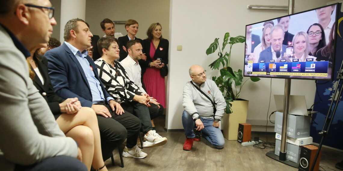 15.10.2023. Kielce. Sztab Platformy Obywatelskiej / Fot. Wiktor Taszłow - Radio Kielce
