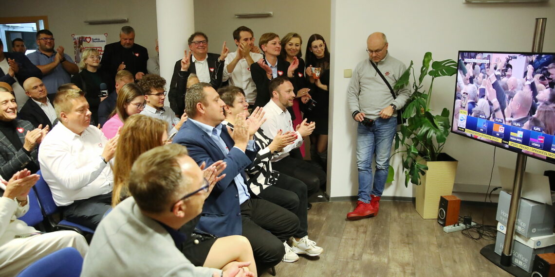 15.10.2023. Kielce. Sztab Platformy Obywatelskiej / Fot. Wiktor Taszłow - Radio Kielce