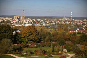 18.10.2023. Kielce. Jesień, drzewa, liście / Fot. Wiktor Taszłow - Radio Kielce