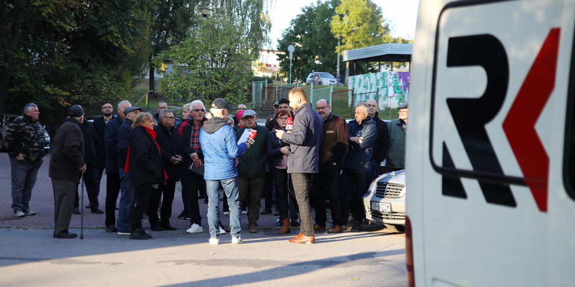 18.10.2023. Kielce. Interwencja Radia Kielce. Problem z parkowaniem przy ul. Orkana. / Fot. Wiktor Taszłow - Radio Kielce