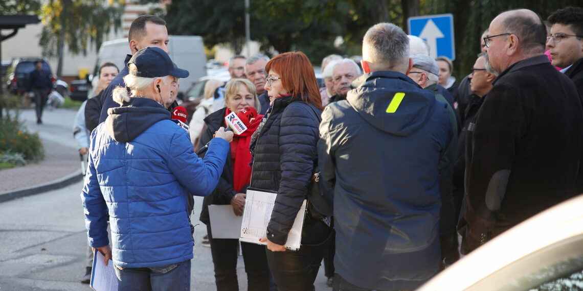 18.10.2023. Kielce. Interwencja Radia Kielce. Problem z parkowaniem przy ul. Orkana. / Fot. Wiktor Taszłow - Radio Kielce