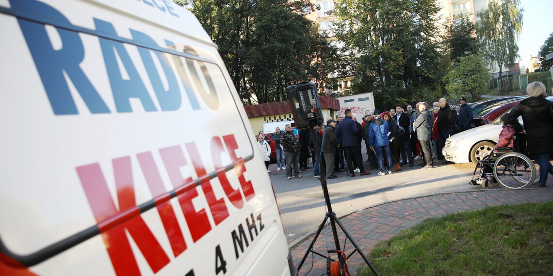 18.10.2023. Kielce. Interwencja Radia Kielce. Problem z parkowaniem przy ul. Orkana. / Fot. Wiktor Taszłow - Radio Kielce