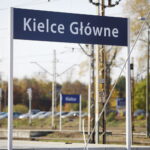 24.10.2023. Kielce. Dworzec PKP i perony kolejowe / Fot. Wiktor Taszłow – Radio Kielce