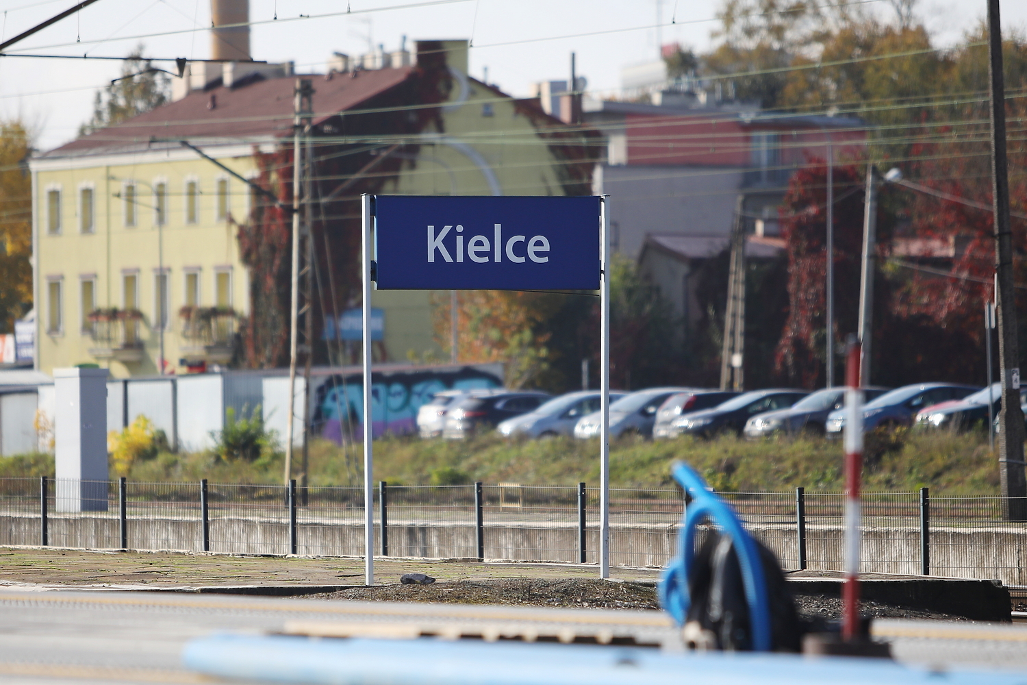 24.10.2023. Kielce. Dworzec PKP i perony kolejowe / Fot. Wiktor Taszłow – Radio Kielce