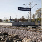 24.10.2023. Kielce. Dworzec PKP i perony kolejowe / Fot. Wiktor Taszłow – Radio Kielce
