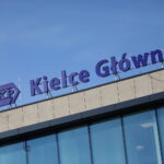 24.10.2023. Kielce. Dworzec PKP i perony kolejowe / Fot. Wiktor Taszłow – Radio Kielce