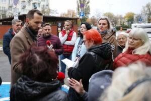 Interwencja: Kuriozalna sytuacja. Zarząd wspólnoty mieszkaniowej uprzykrza życie mieszkańcom - Radio Kielce