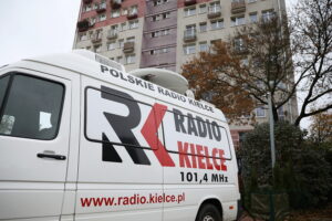 Interwencja: Kuriozalna sytuacja. Zarząd wspólnoty mieszkaniowej uprzykrza życie mieszkańcom - Radio Kielce