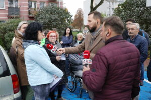 Interwencja: Kuriozalna sytuacja. Zarząd wspólnoty mieszkaniowej uprzykrza życie mieszkańcom - Radio Kielce