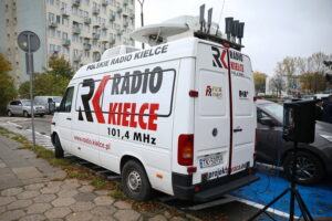 Interwencja: Kuriozalna sytuacja. Zarząd wspólnoty mieszkaniowej uprzykrza życie mieszkańcom - Radio Kielce