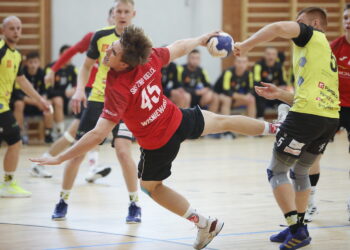 SMS bezradny. Lekcja handballu od KSSPR Końskie