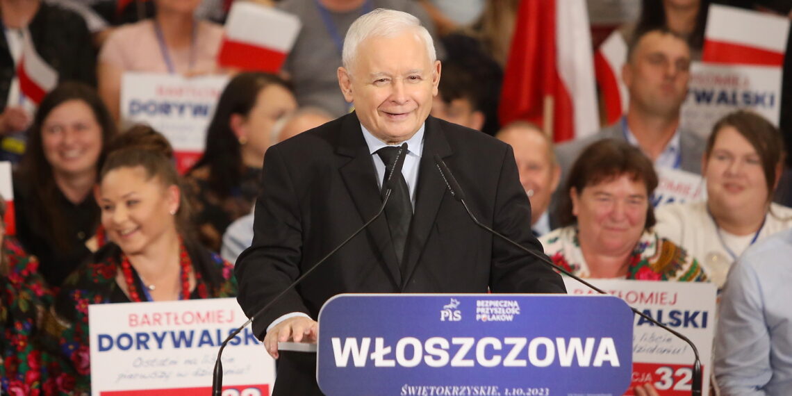 01.10.2023. Włoszczowa. Konwencja PiS. Na zdjęciu Jarosław Kaczyński - wicepremier, prezes PiS / Fot. Wiktor Taszłow – Radio Kielce