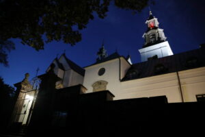 Klasztor na Karczówce ma 400 lat. Rozpoczął się roczny jubileusz - Radio Kielce