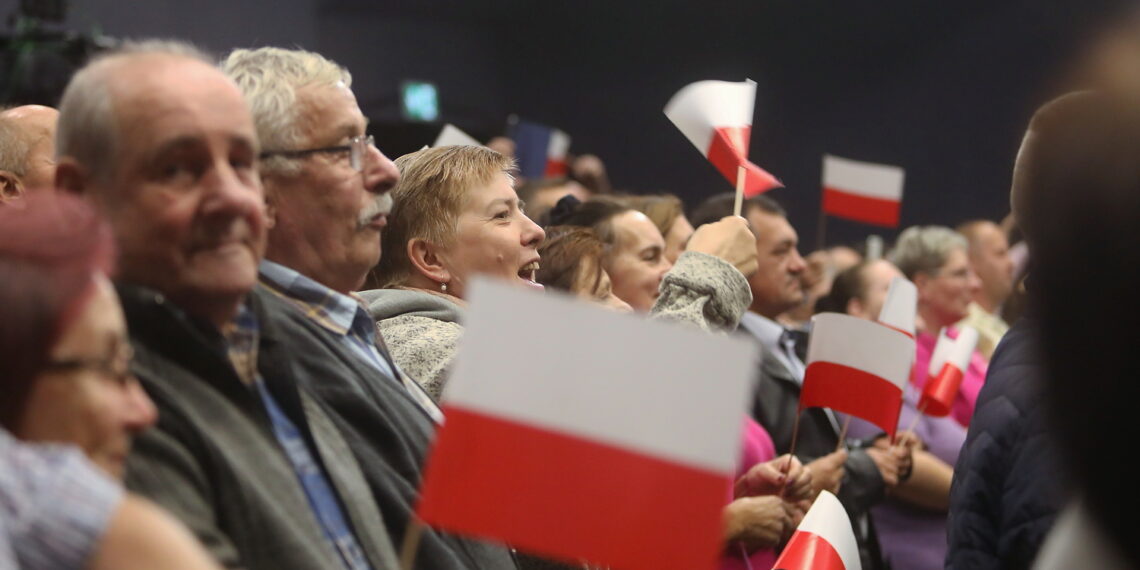 05.10.2023. Kazimierza Wielka. Wizyta Jarosława Kaczyńskiego – prezesa PiS / Fot. Wiktor Taszłow – Radio Kielce