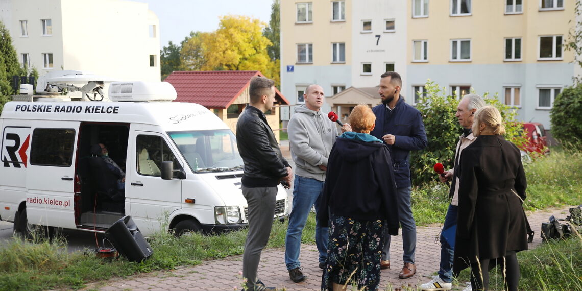 11.10.2023. Kielce. Interwencja Radia Kielce. Blok przy ulicy Elizy Orzeszkowej 40. / Fot. Wiktor Taszłow - Radio Kielce