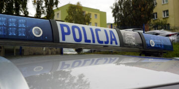 Tragedia na osiedlu. Nie żyje mężczyzna i jego syn