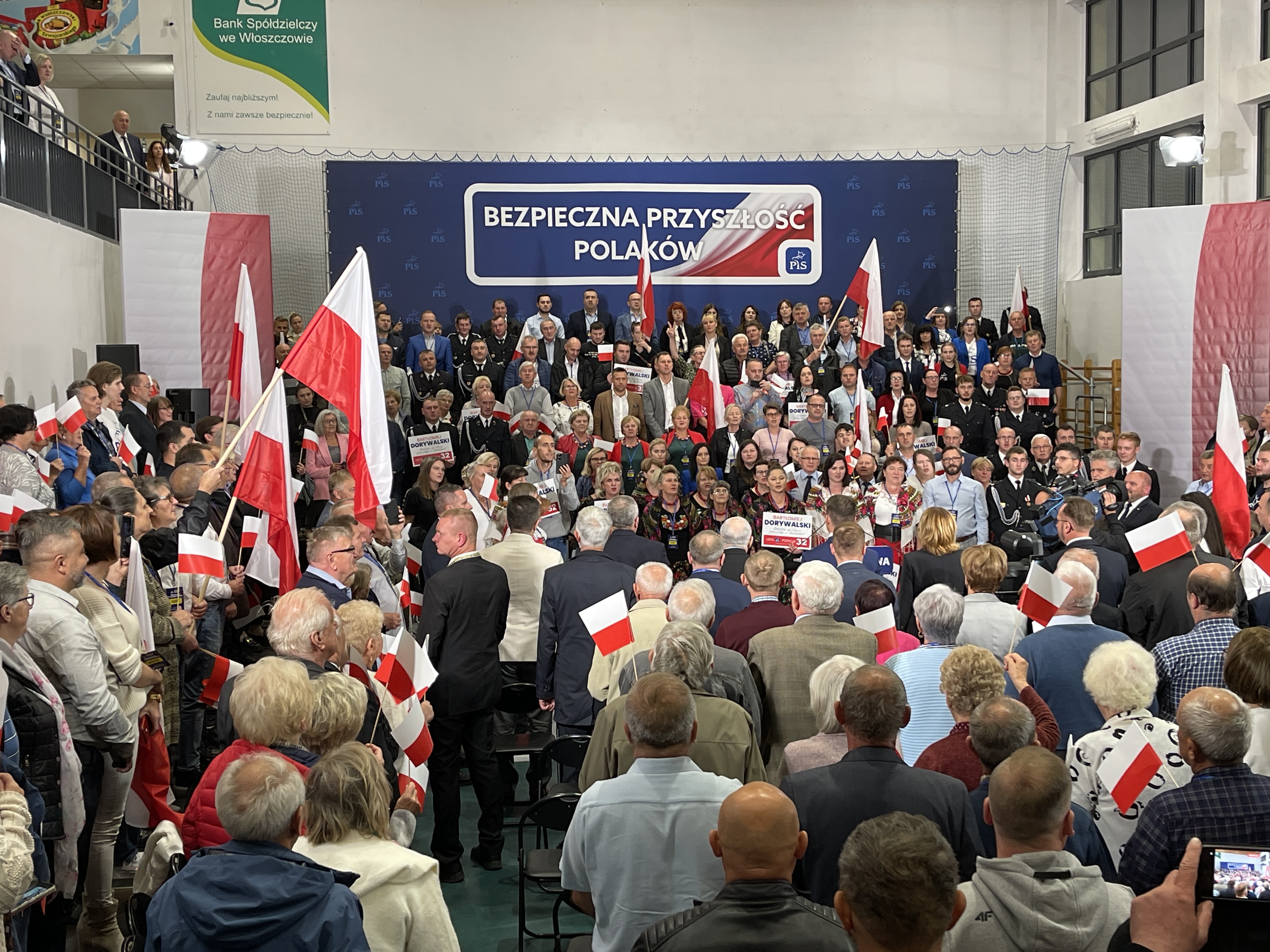 Prezes PiS wspiera mieszkańców Włoszczowy ws. spalarni. Parlamentarzyści: Jesteśmy blisko ludzi