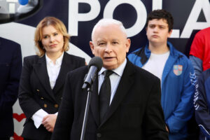 13.10.2023. Starachowice. Spotkanie z młodzieżą. Na zdjęciu: Jarosław Kaczyński - wicepremier, prezes PiS / Fot. Wiktor Taszłow - Radio Kielce