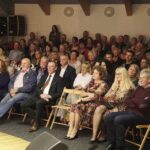 04.10.2023. Ciekoty. Centrum Edukacji i Kultury „Szklany Dom” w Ciekotach. Spotkanie z Ireną Santor / Fot. Jarosław Kubalski - Radio Kielce