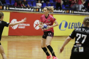 07.10.2023. Kielce. Mecz 3. kolejki Suzuki Korony Handball z UKS Dziewiątką Legnica. / Fot. Jarosław Kubalski - Radio Kielce