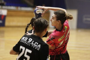 07.10.2023. Kielce. Mecz 3. kolejki Suzuki Korony Handball z UKS Dziewiątką Legnica. / Fot. Jarosław Kubalski - Radio Kielce