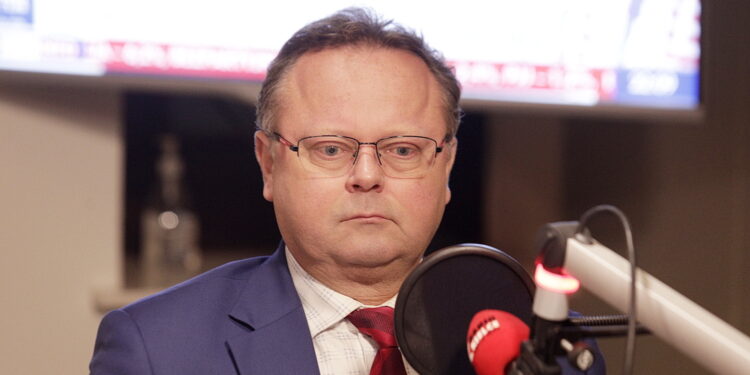 15.10.2023 Radio Kielce. Studio Polityczne. Na zdjęciu Andrzej Szejna - Nowa Lewica / Fot. Jarosław Kubalski - Radio Kielce